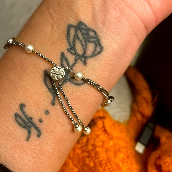 Tory Burch Crystal Logo & Pearl Station Bracelet Silver OS like new - Picture 3 of 4